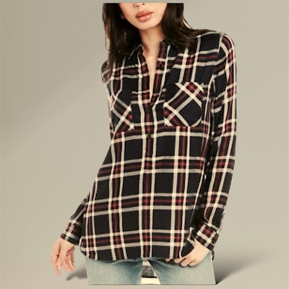 Passport by Buckle Blue Red & White Plaid Long Sleeve Button Up Shirt Sz Medium - Picture 2 of 7